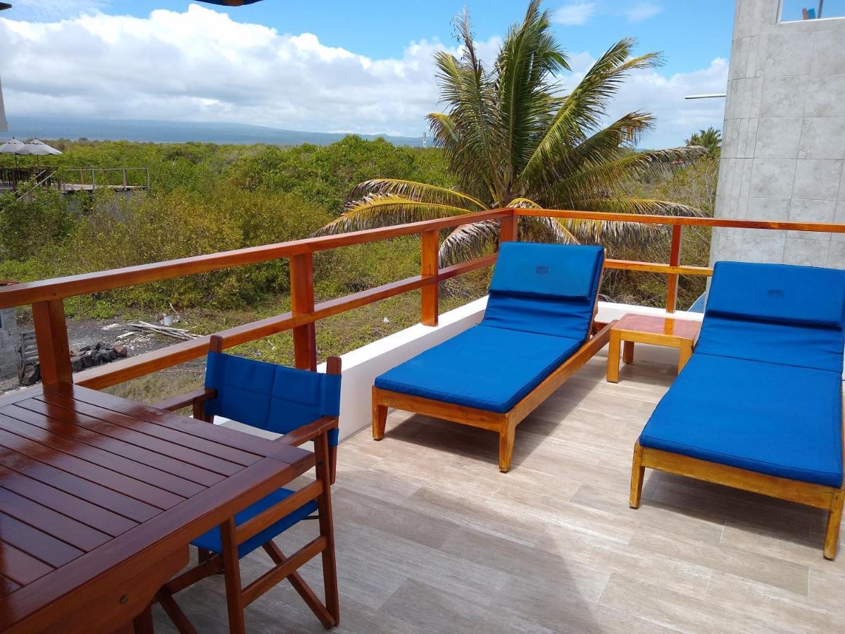 Drake Inn Puerto Villamil Exterior photo