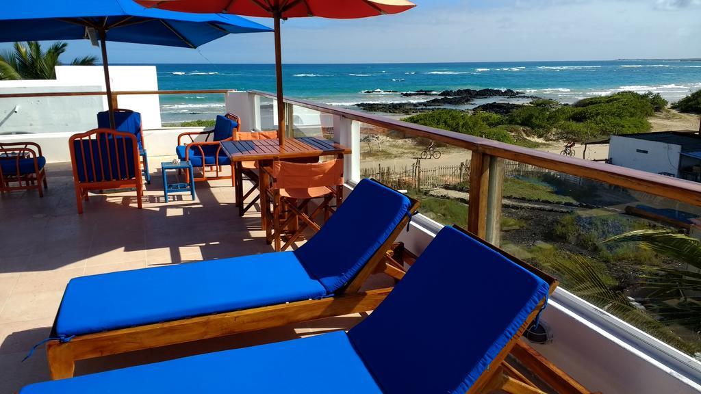 Drake Inn Puerto Villamil Exterior photo